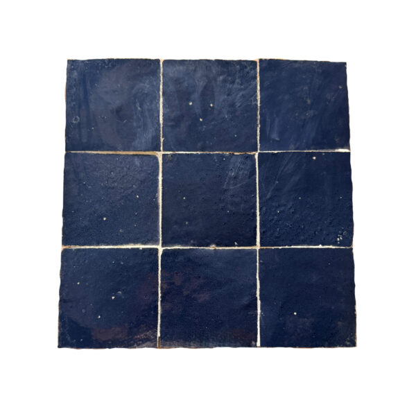 Square in Marine Bleu