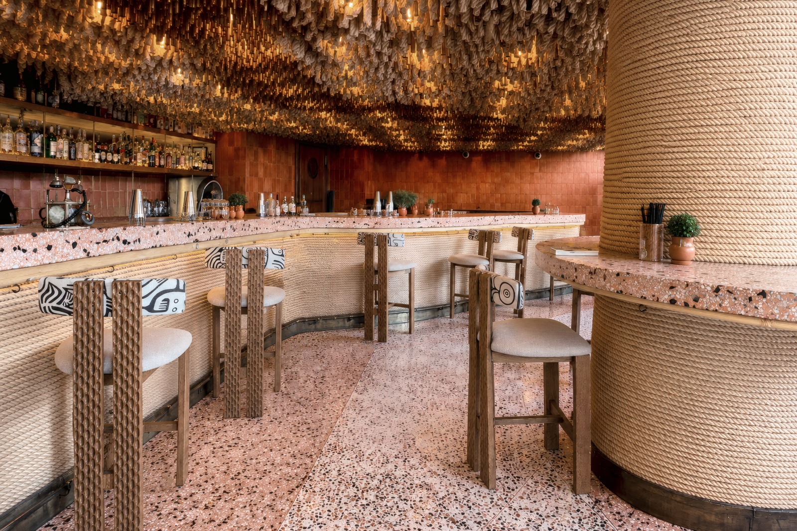 Serra Bar Stool